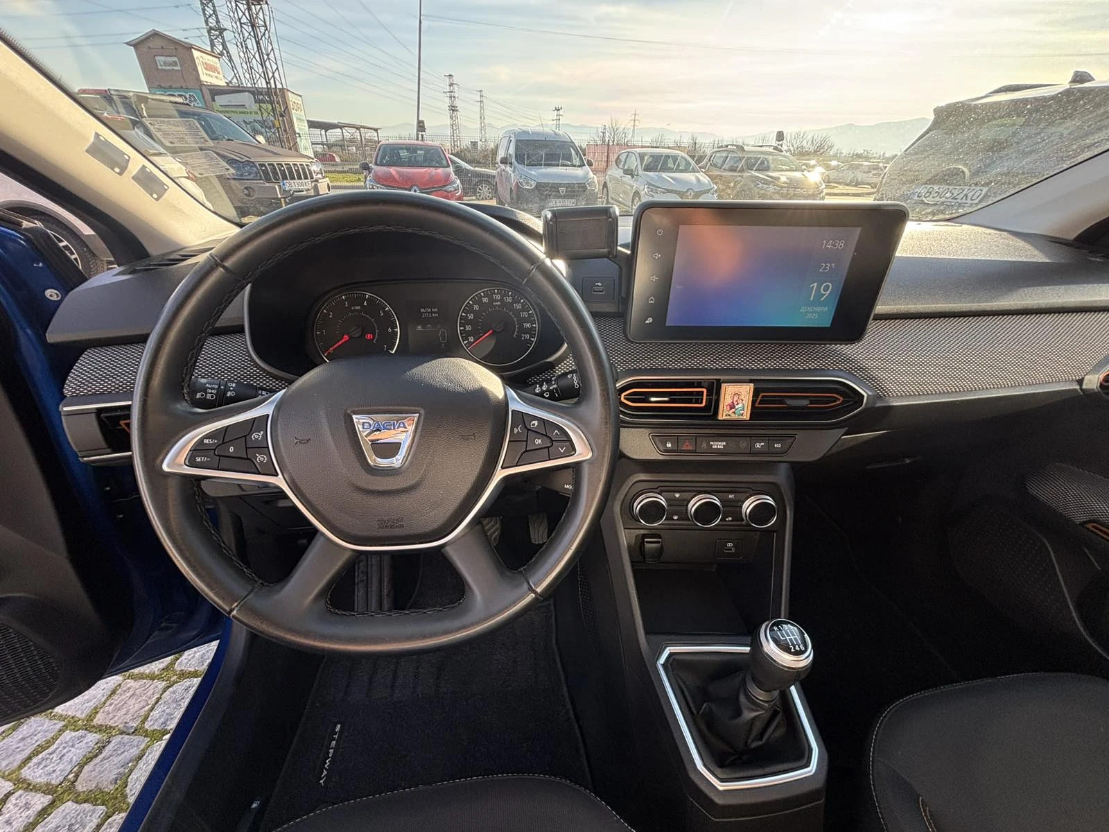 Dacia Sandero TCe 100 �.�. ������ ECO-G Start & Stop BVM6 | Mobile.bg � ����������� 9