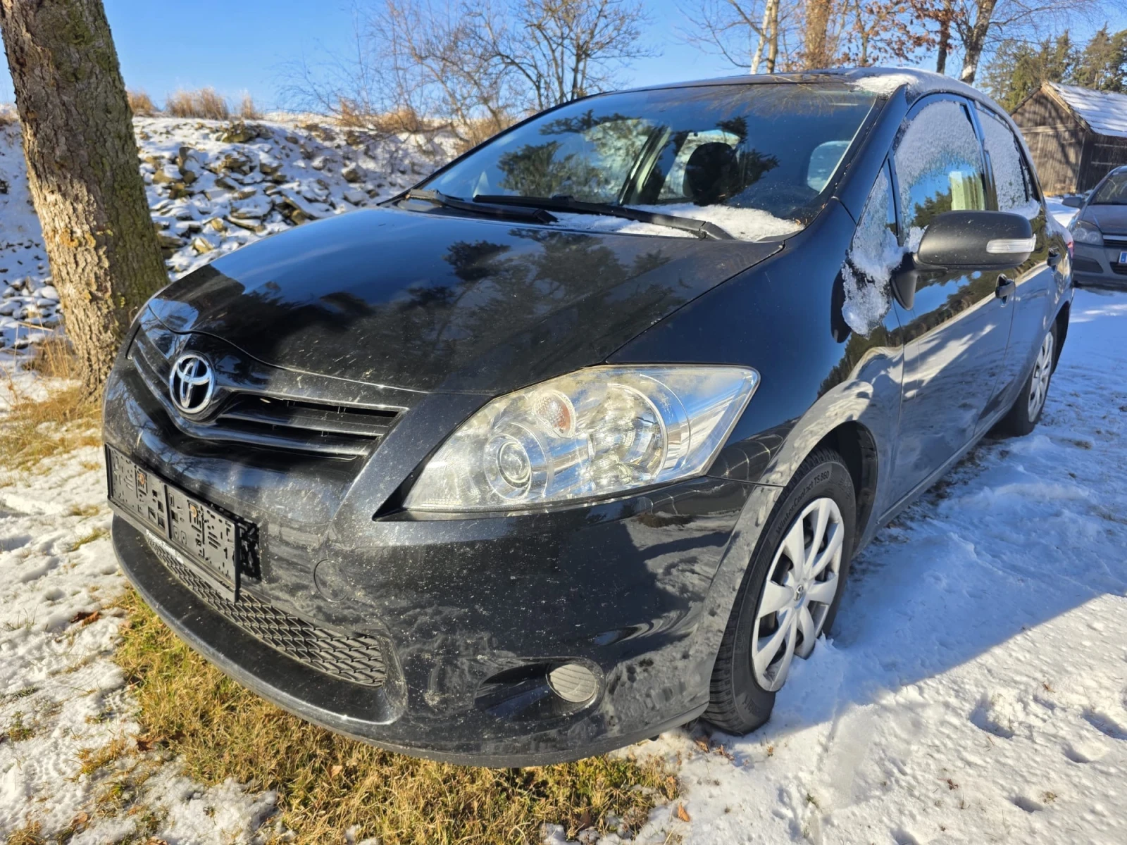 Toyota Auris 1.4 D4D Facelift - изображение 3