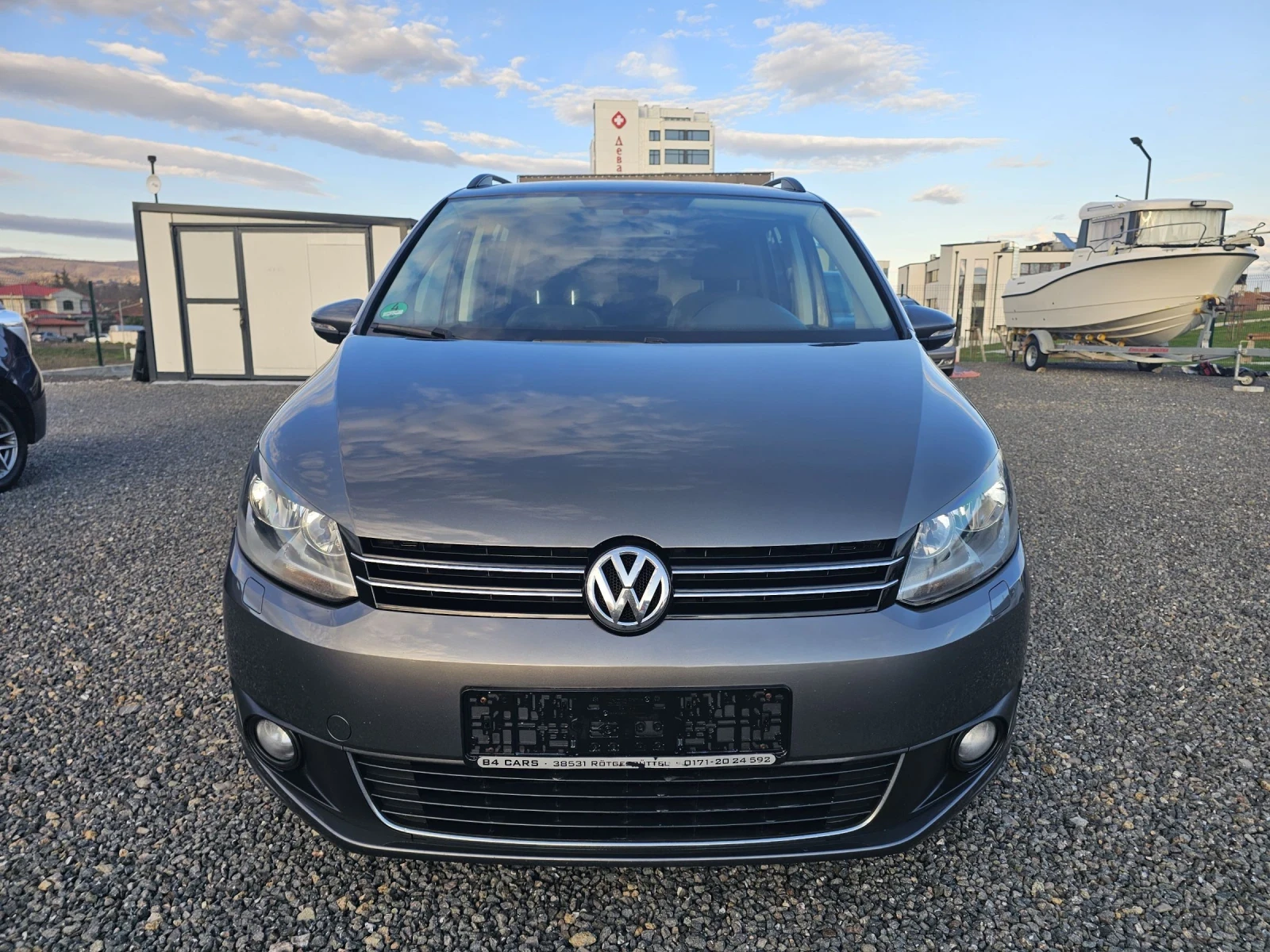 VW Touran 1.6TDI 6-СК НАВИ!!! - изображение 2
