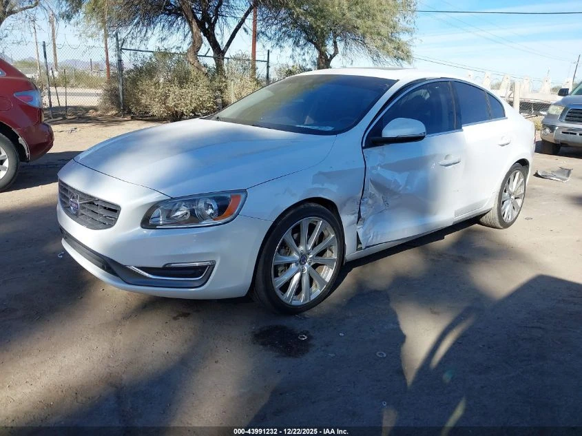 Volvo S60 2l Inscription T5 - изображение 2