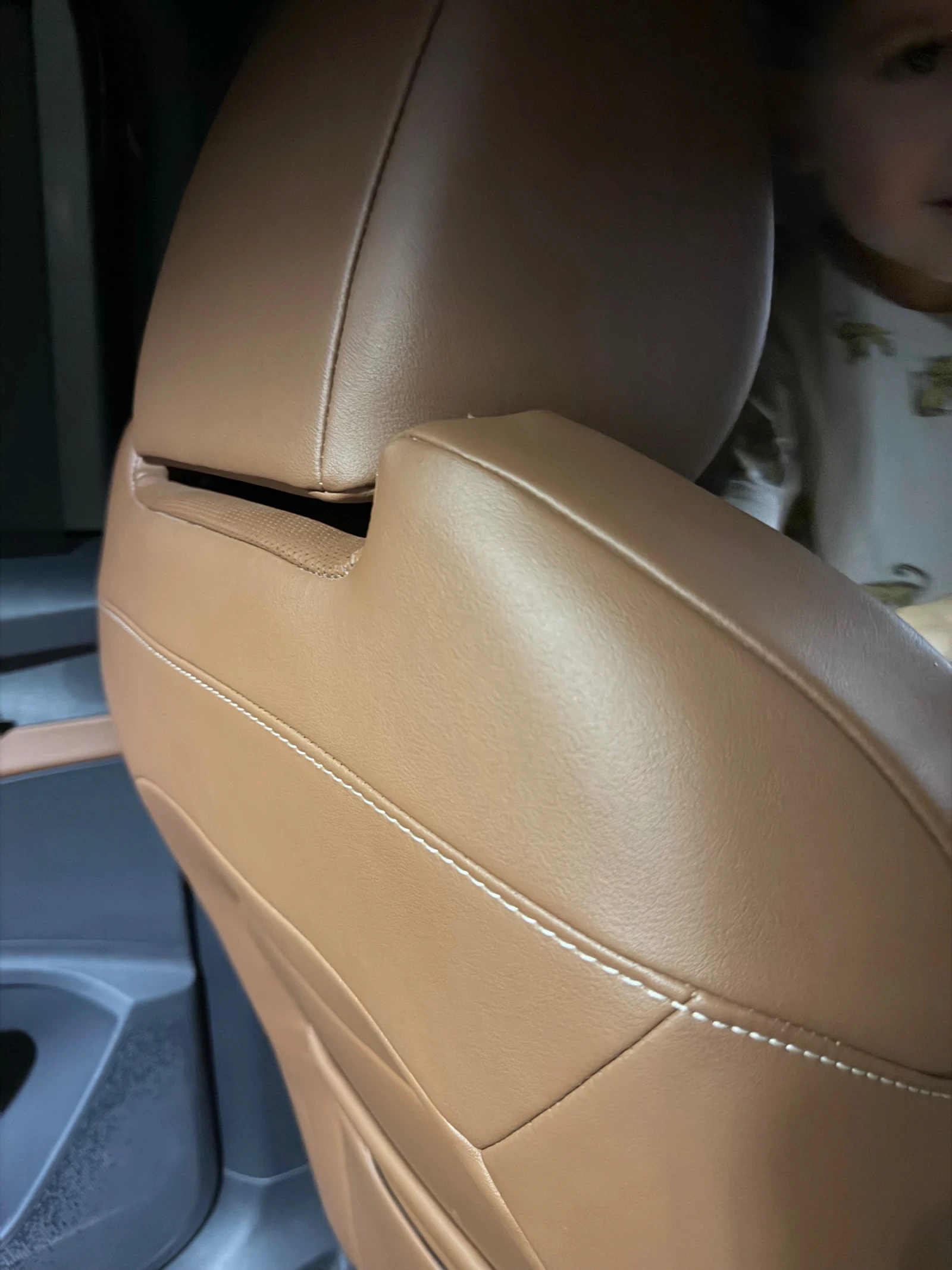 Skoda Enyaq iV 80x Founders Edition 4x4 Швейцария, снимка 16 - Автомобили и джипове - 53848514