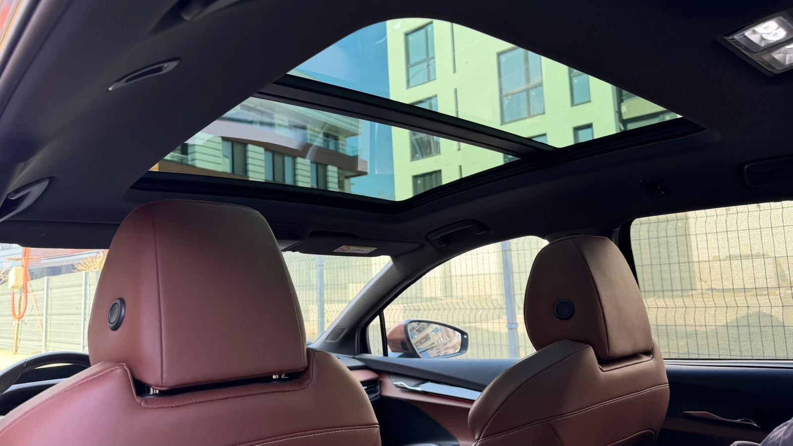 Skoda Enyaq iV 80x Founders Edition 4x4 Швейцария, снимка 5 - Автомобили и джипове - 53848514