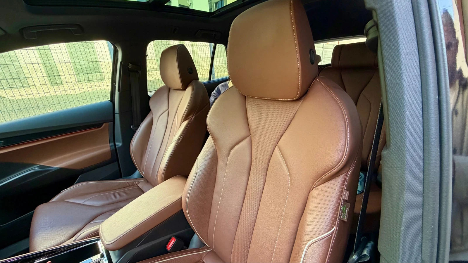 Skoda Enyaq iV 80x Founders Edition 4x4 Швейцария, снимка 15 - Автомобили и джипове - 53848514