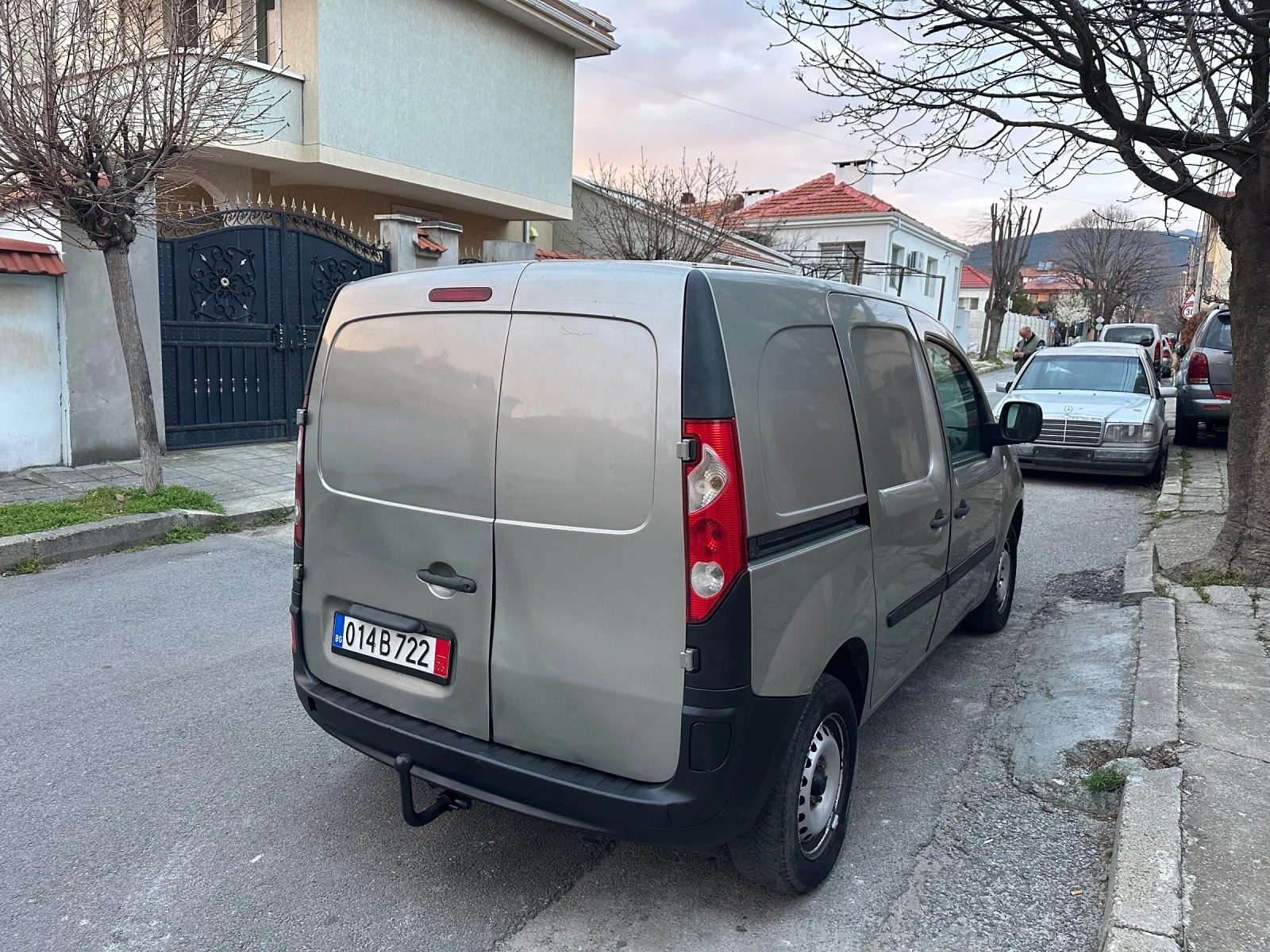 Renault Kangoo 1.6 16v, снимка 4 - Автомобили и джипове - 54087942