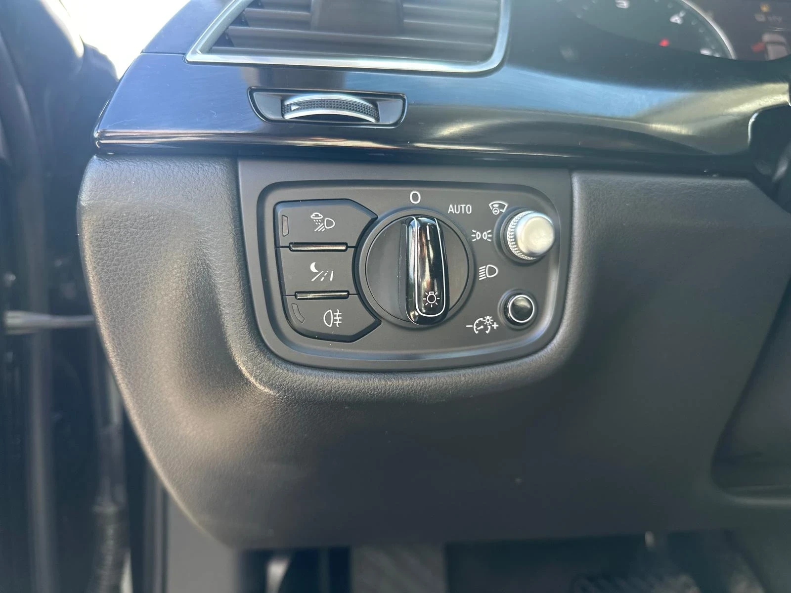 Audi A8, снимка 6 - Автомобили и джипове - 54091041