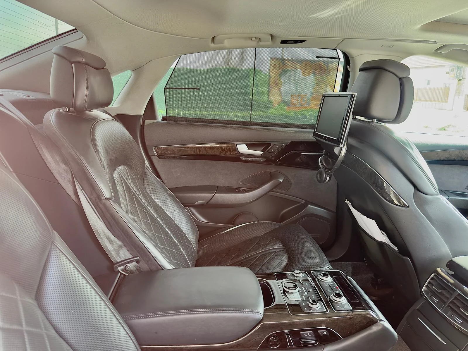 Audi A8, снимка 13 - Автомобили и джипове - 54091041