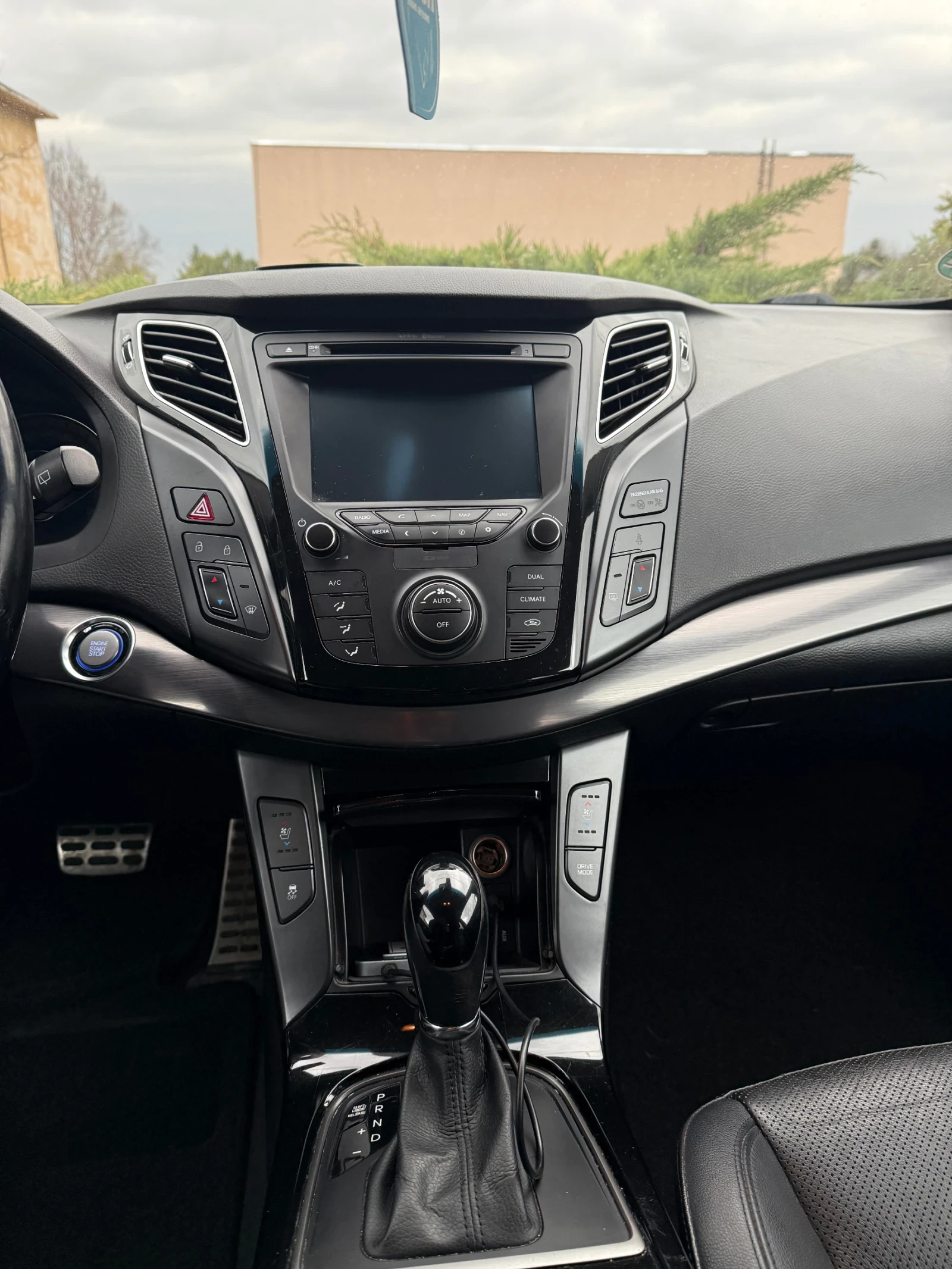 Hyundai I40 1.7 crdi/Амтоматик/FULL екстри/ЛИЗИНГ!!!, снимка 11 - Автомобили и джипове - 54181722