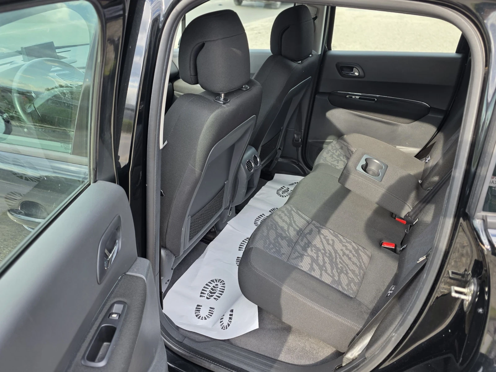 Peugeot 3008 1.6 HDI 112 k.c. ���� | Mobile.bg � ����������� 10