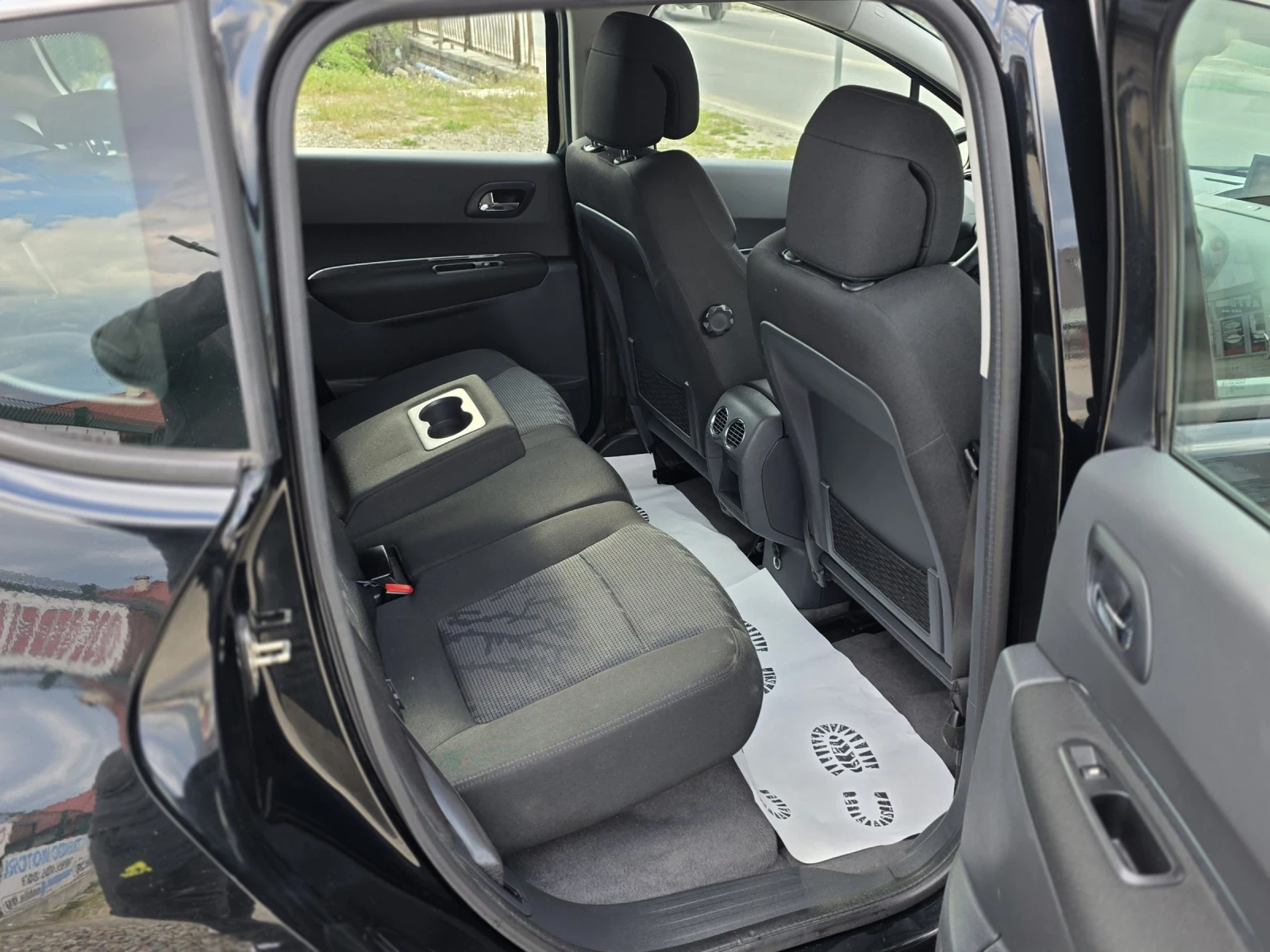 Peugeot 3008 1.6 HDI 112 k.c. ���� | Mobile.bg � ����������� 12