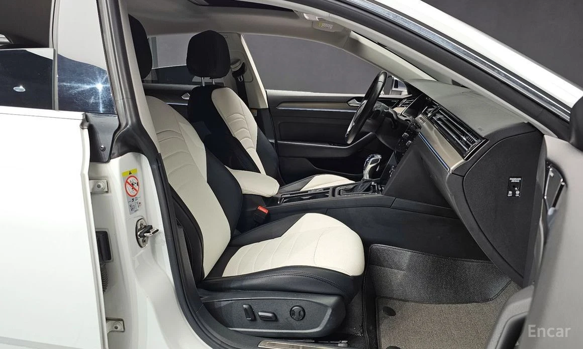 VW Arteon, снимка 10 - Автомобили и джипове - 54681740