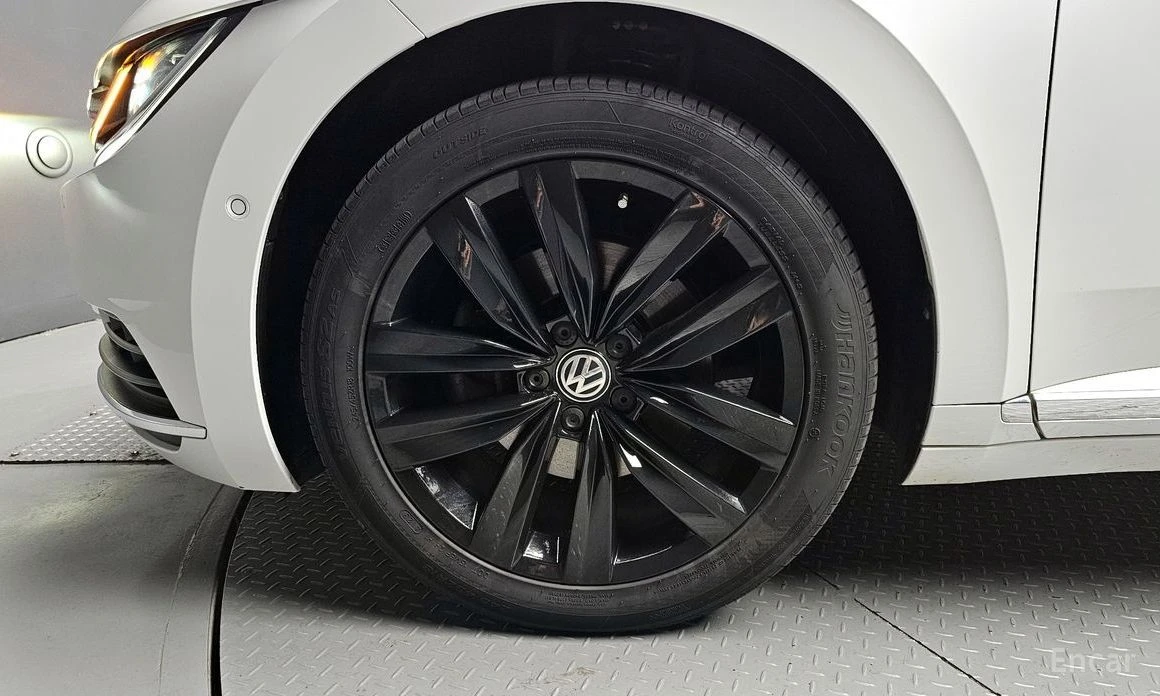 VW Arteon, снимка 5 - Автомобили и джипове - 54681740