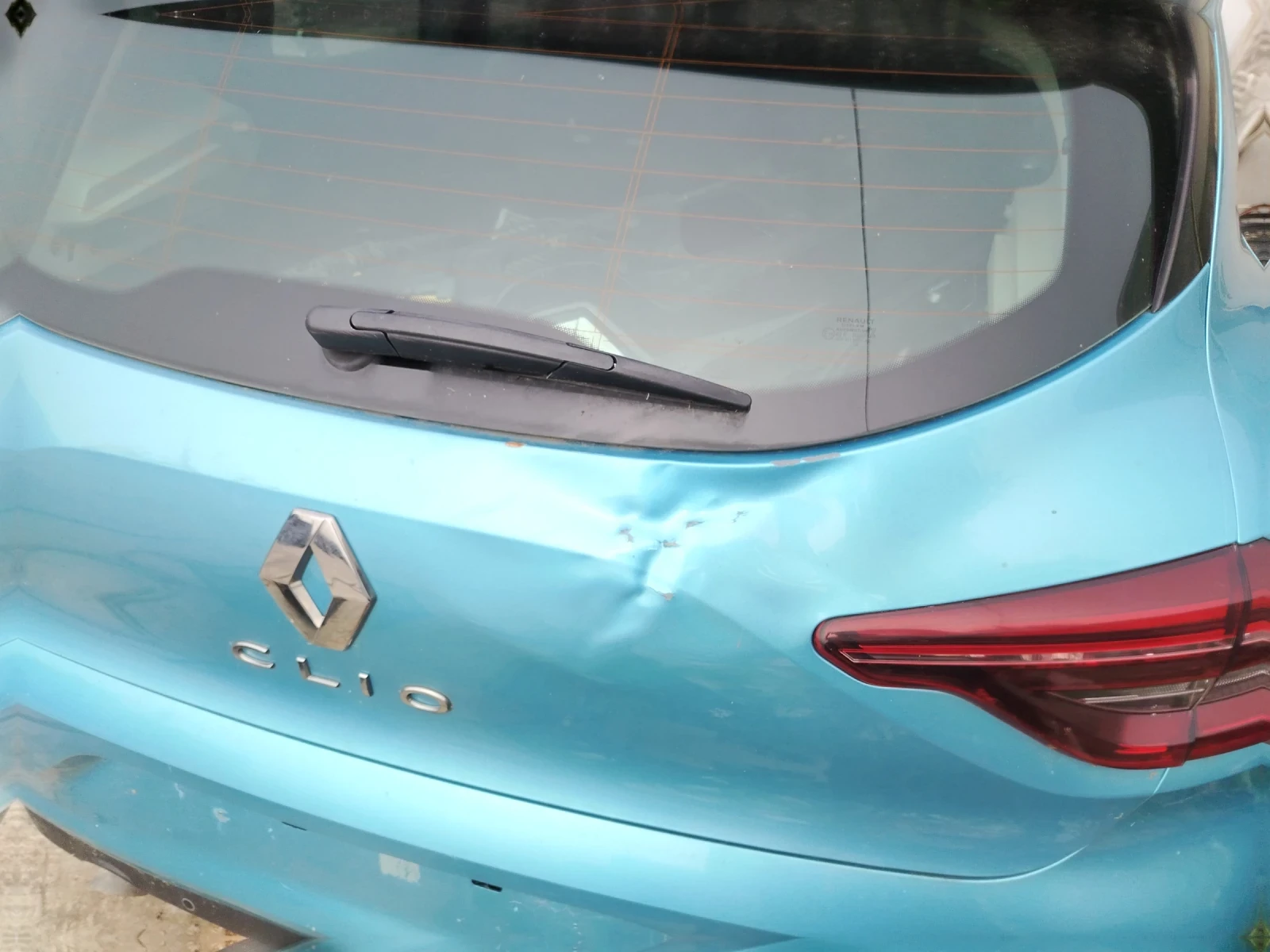 Renault Clio 5, снимка 3 - Автомобили и джипове - 54727540