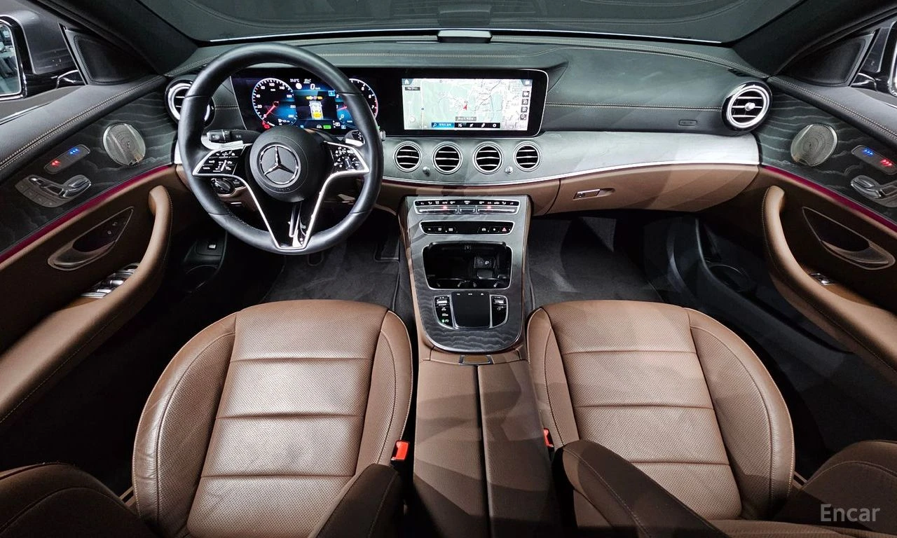 Mercedes-Benz E 350 4MATIC* BURMESTER* ОБДУХВАНЕ* ХЕДЪП* 360КАМЕРА* , снимка 8 - Автомобили и джипове - 54934347