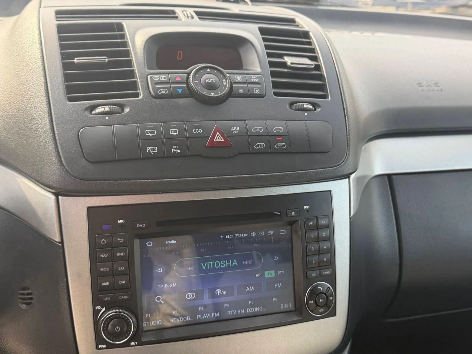 Mercedes-Benz Viano 2.2cdi 160hp 2014, снимка 8 - Автомобили и джипове - 55152209