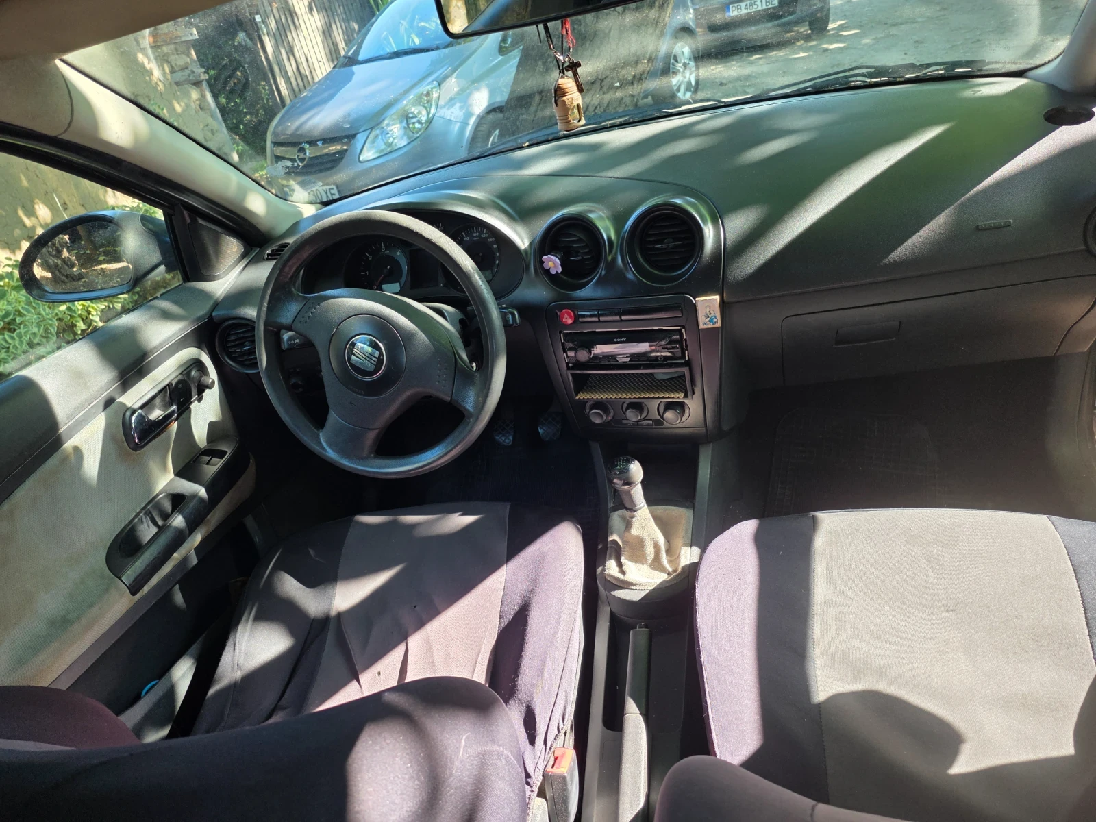 Seat Ibiza, снимка 5 - Автомобили и джипове - 55196339