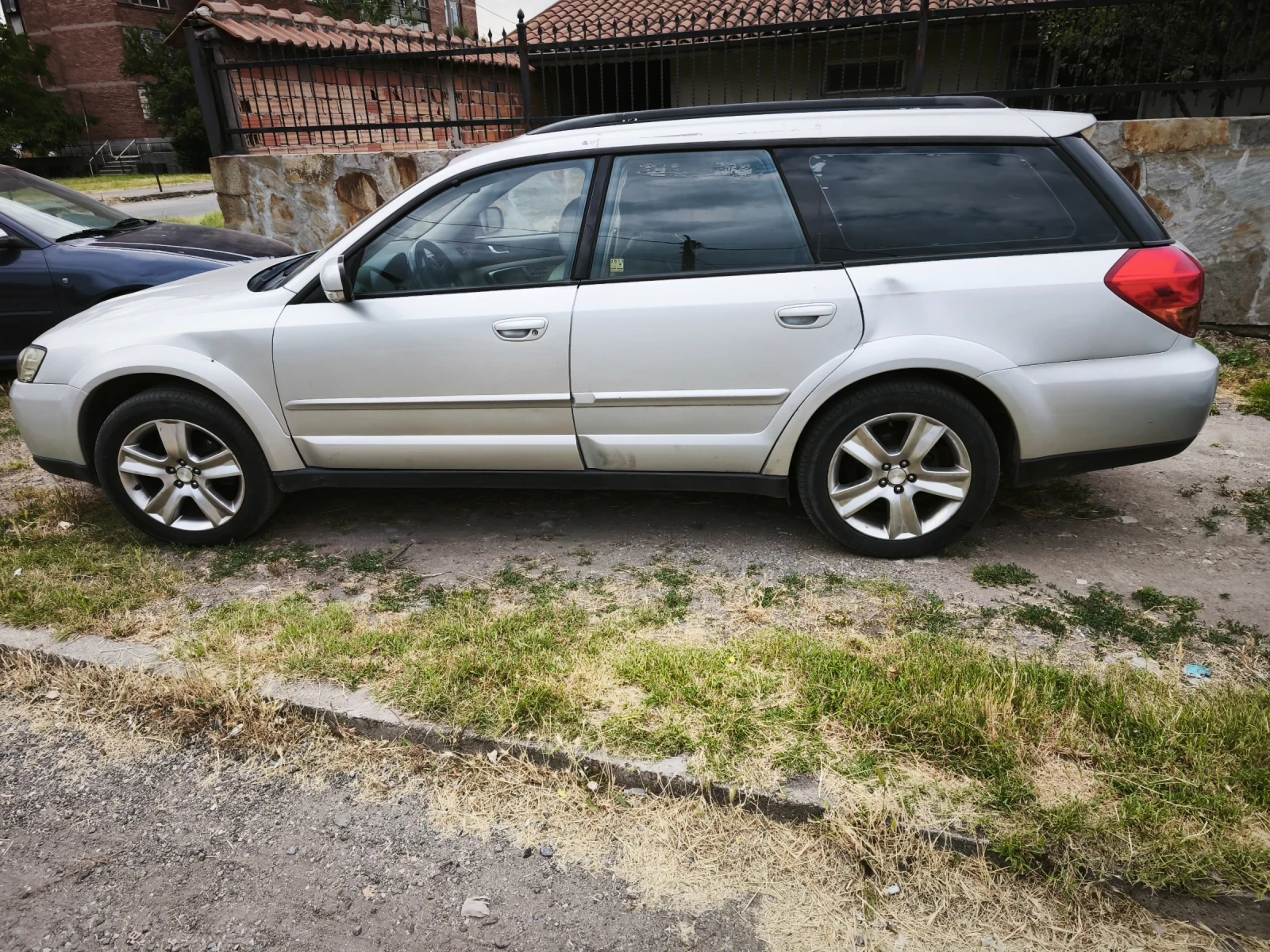 Subaru Outback 3000, снимка 3 - Автомобили и джипове - 55199314
