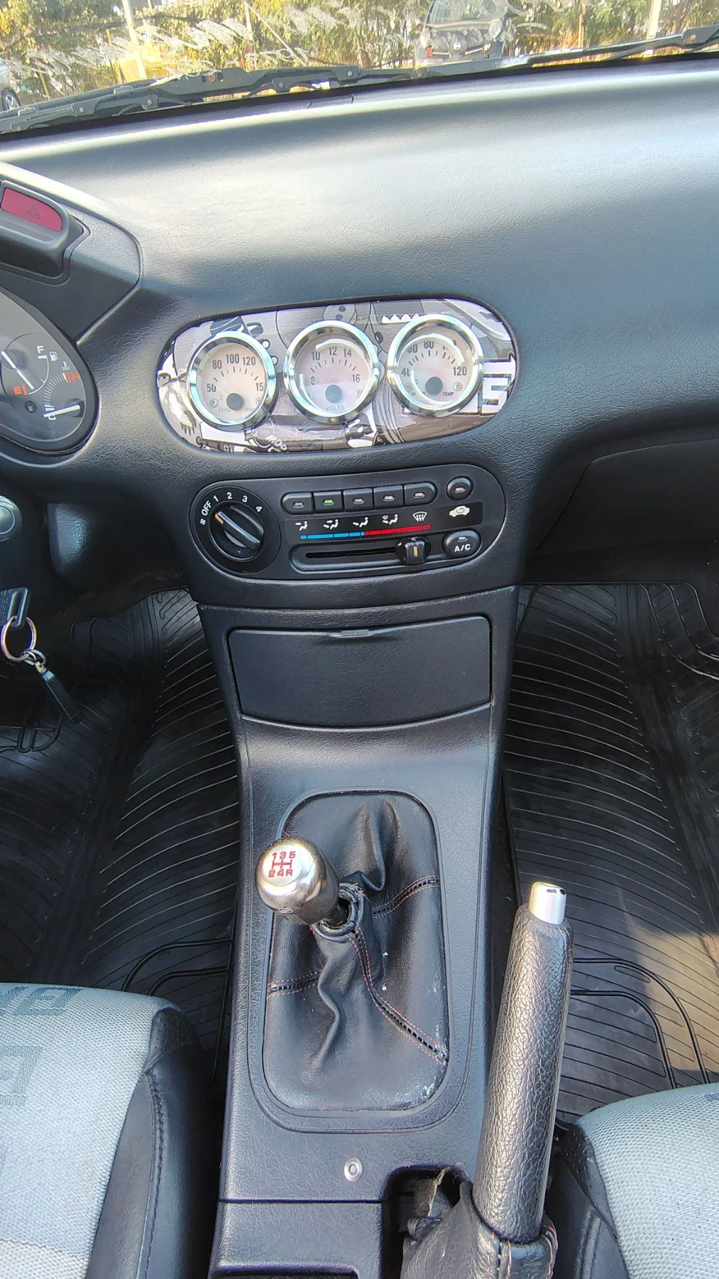 Honda Crx 1.6i Cabrio, снимка 11 - Автомобили и джипове - 56265907