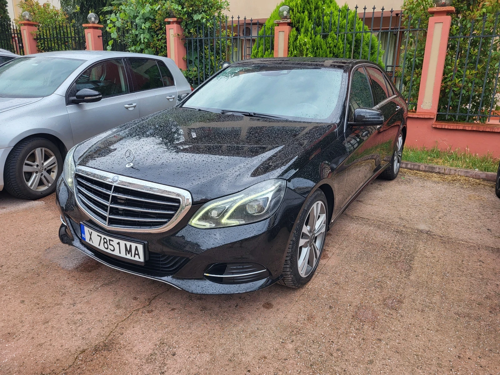 Mercedes-Benz E 350 d 4matik, снимка 3 - Автомобили и джипове - 56590415