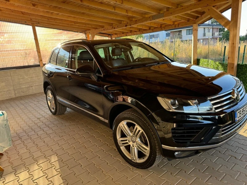 VW Touareg, снимка 13 - Автомобили и джипове - 47404376