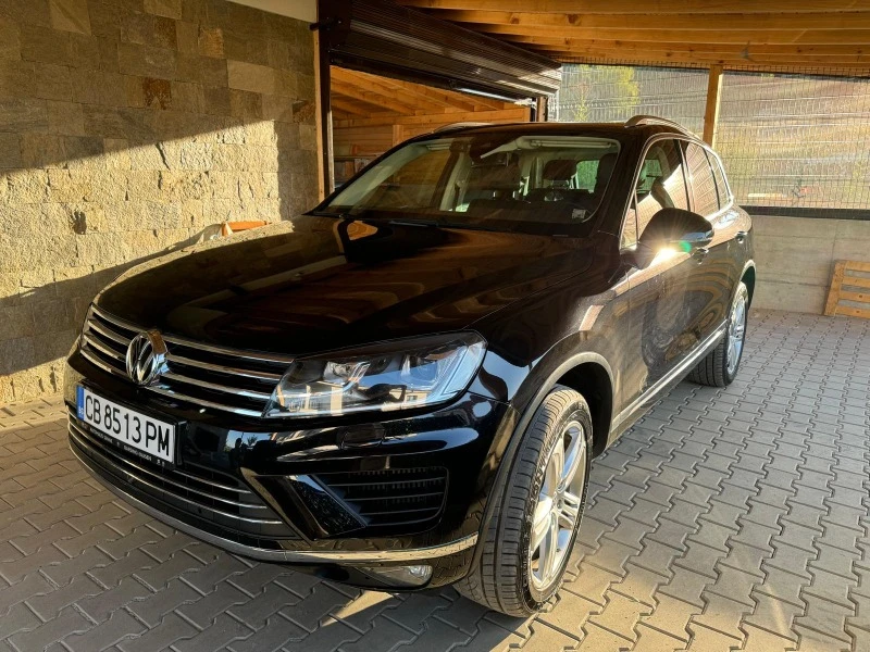 VW Touareg, снимка 14 - Автомобили и джипове - 47404376