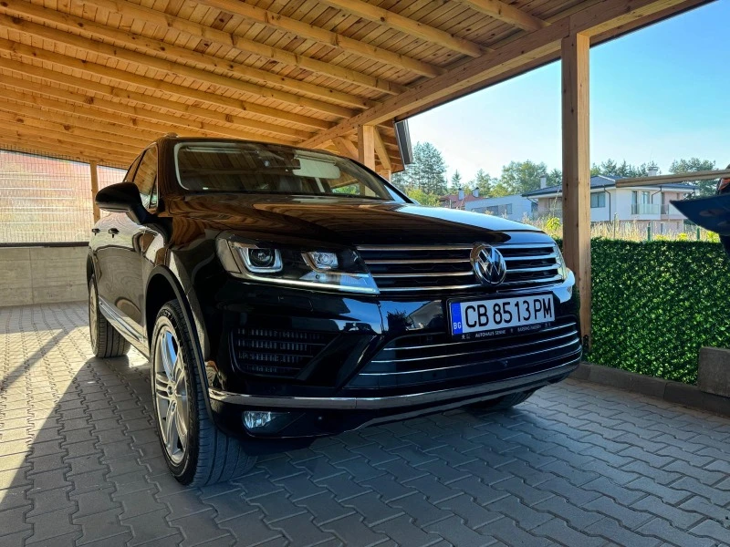 VW Touareg, снимка 9 - Автомобили и джипове - 47404376