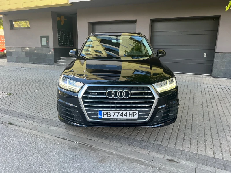 Audi Q7 3.0 TFSI, 7 местен, снимка 2 - Автомобили и джипове - 48585769