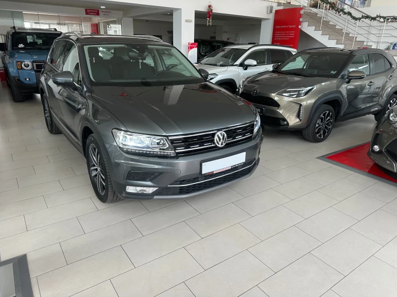 VW Tiguan 4Motion* HighLine* Панорама, снимка 5 - Автомобили и джипове - 48330445