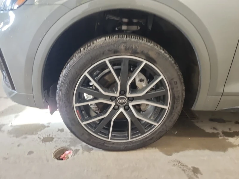 Audi Q5 S-Line * PROGRESSIV * Дигитално табло * CARFAX * , снимка 15 - Автомобили и джипове - 53469834