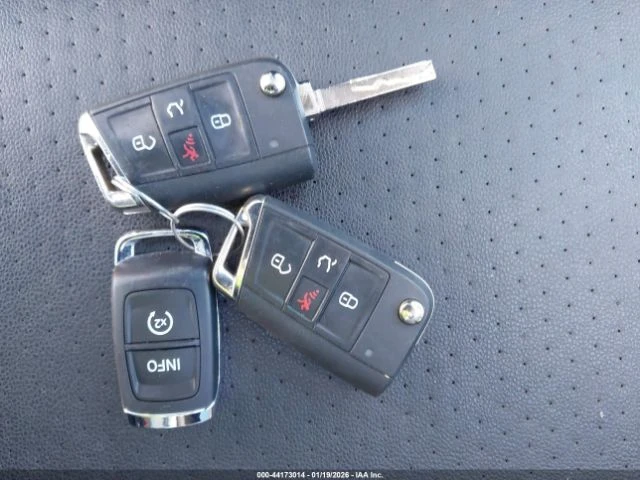 VW Tiguan SE BLACK R-EDITION/������ �� 232 ���� �� ����� | Mobile.bg � ����������� 11