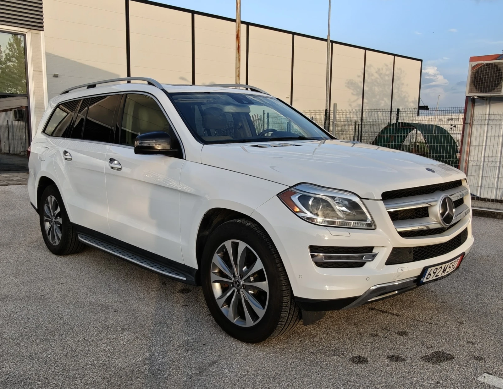 Mercedes-Benz GL 350 FULL 360 камера, снимка 2 - Автомобили и джипове - 49575845