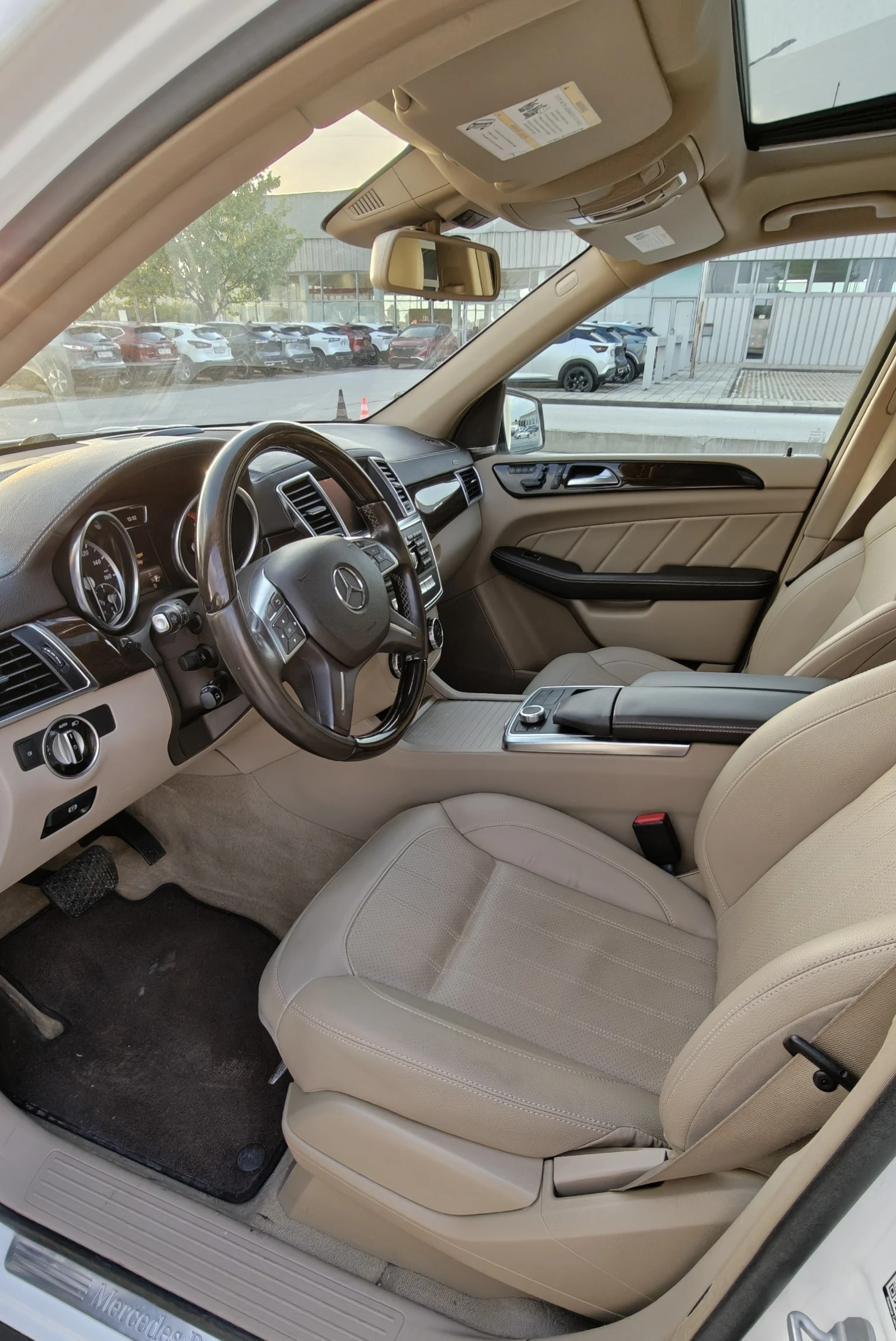 Mercedes-Benz GL 350 FULL 360 камера, снимка 7 - Автомобили и джипове - 49575845