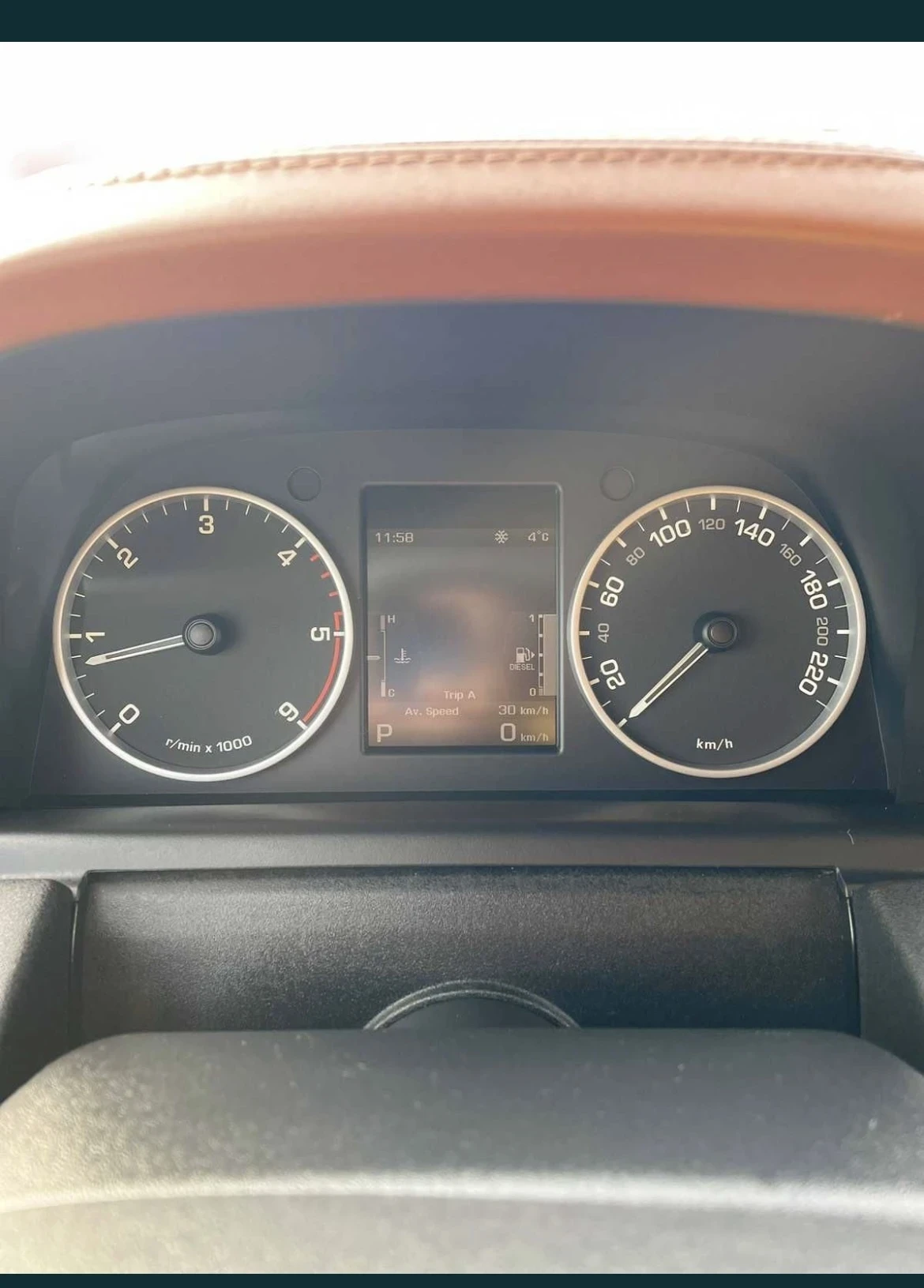 Land Rover Discovery Sport Sport 3.0 FACE - изображение 3