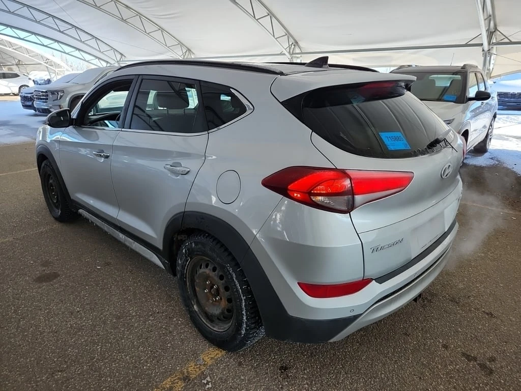 Hyundai Tucson 2017 LIMITED * CARFAX * БЕЗ ПЪРВОНАЧАЛНА ВНОСКА - изображение 4