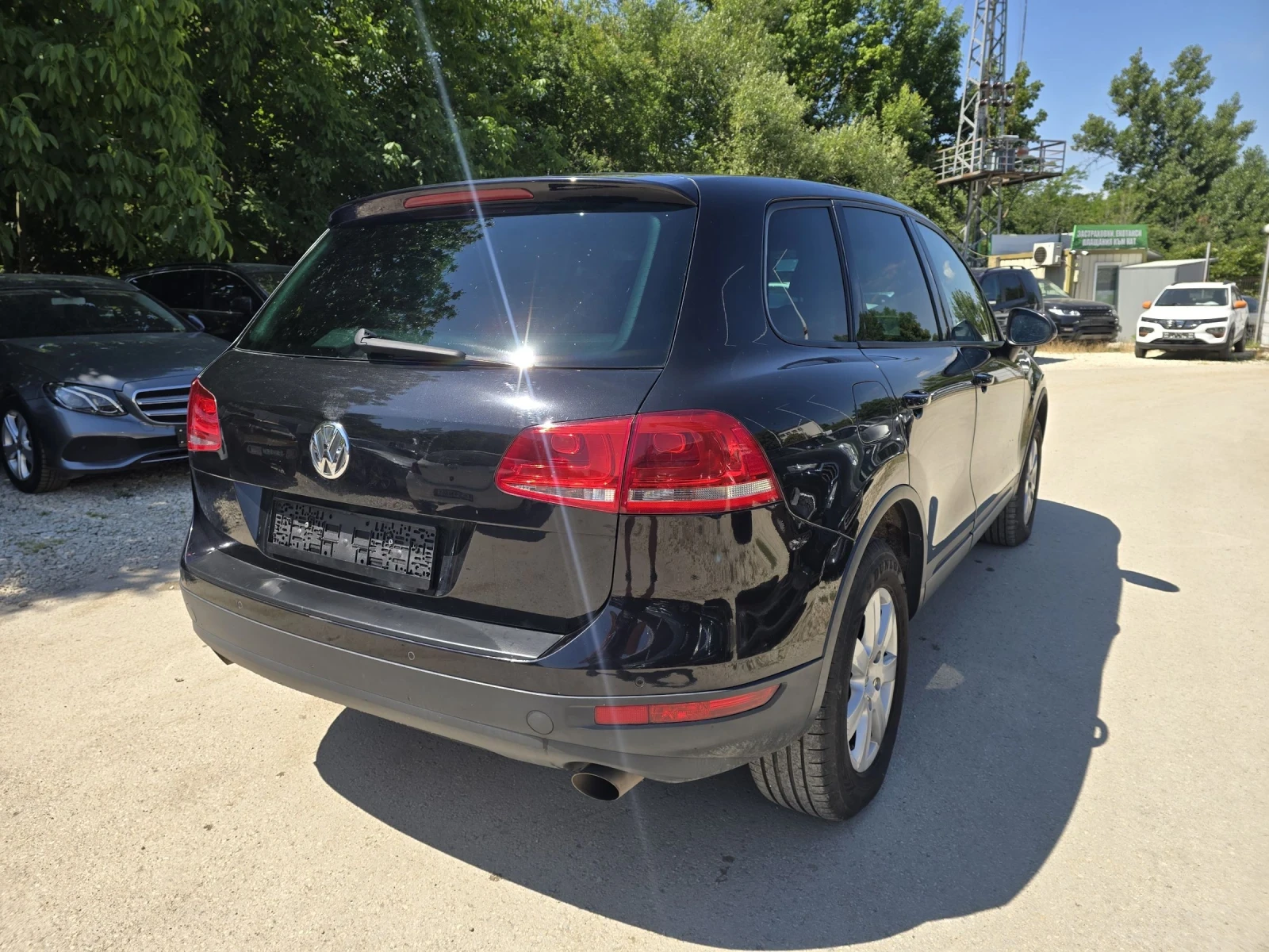 VW Touareg 3.0TDI 239к.с 4х4 tiptronic, снимка 4 - Автомобили и джипове - 52671478