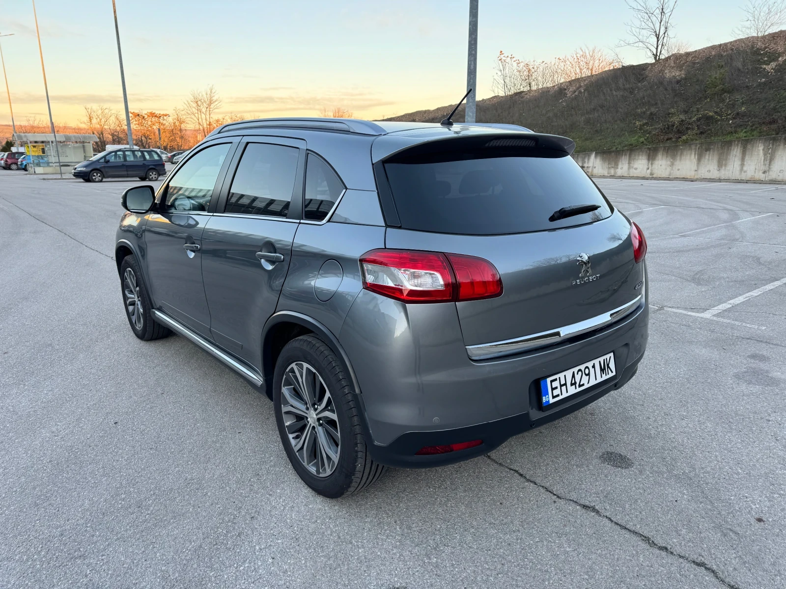 Peugeot 4008 1.8 HDI - изображение 7