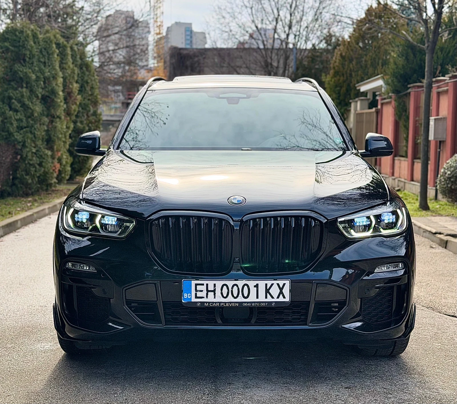 BMW X5 M50i/PANORAMA/B&W/Head Up/360Cam/ЛИЗИНГ  - изображение 2