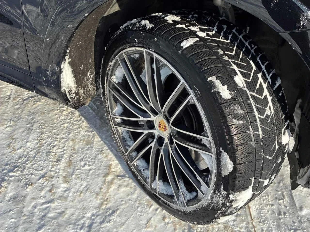 Porsche Cayenne * Turbo * DISTRONIC* 360КАМЕРИ* ОБДУХВАНЕ* BOSE*  - изображение 7