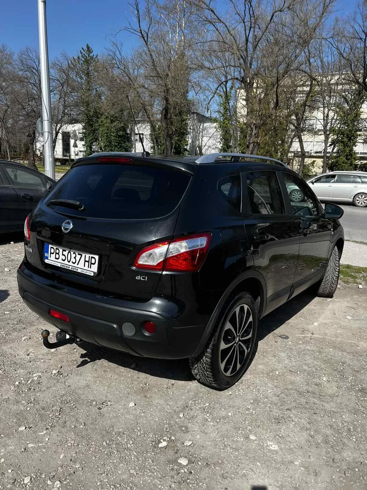 Nissan Qashqai, снимка 4 - Автомобили и джипове - 53838553