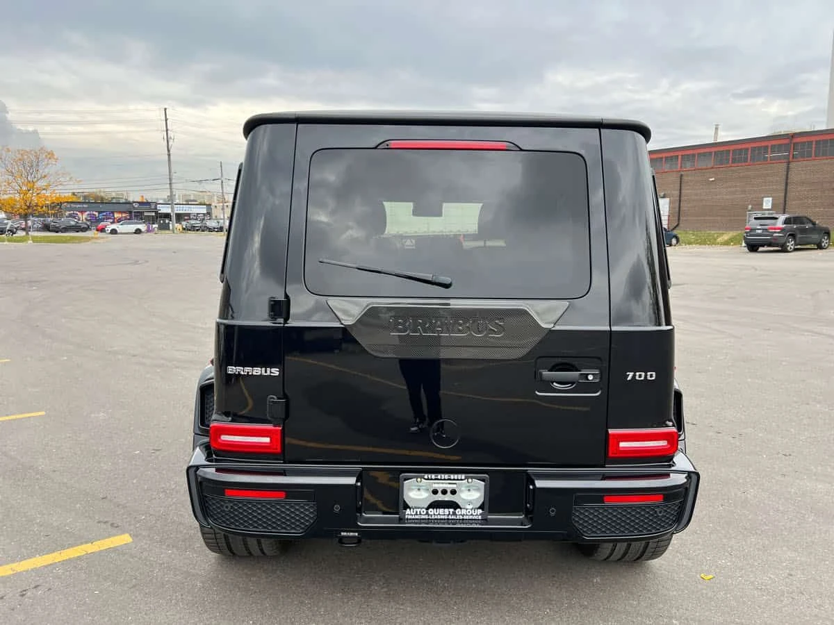 Mercedes-Benz G 63 AMG BRABUS 700 * CARFAX * BURMESTER* 360* DIS* МАСАЖИ, снимка 4 - Автомобили и джипове - 54009974