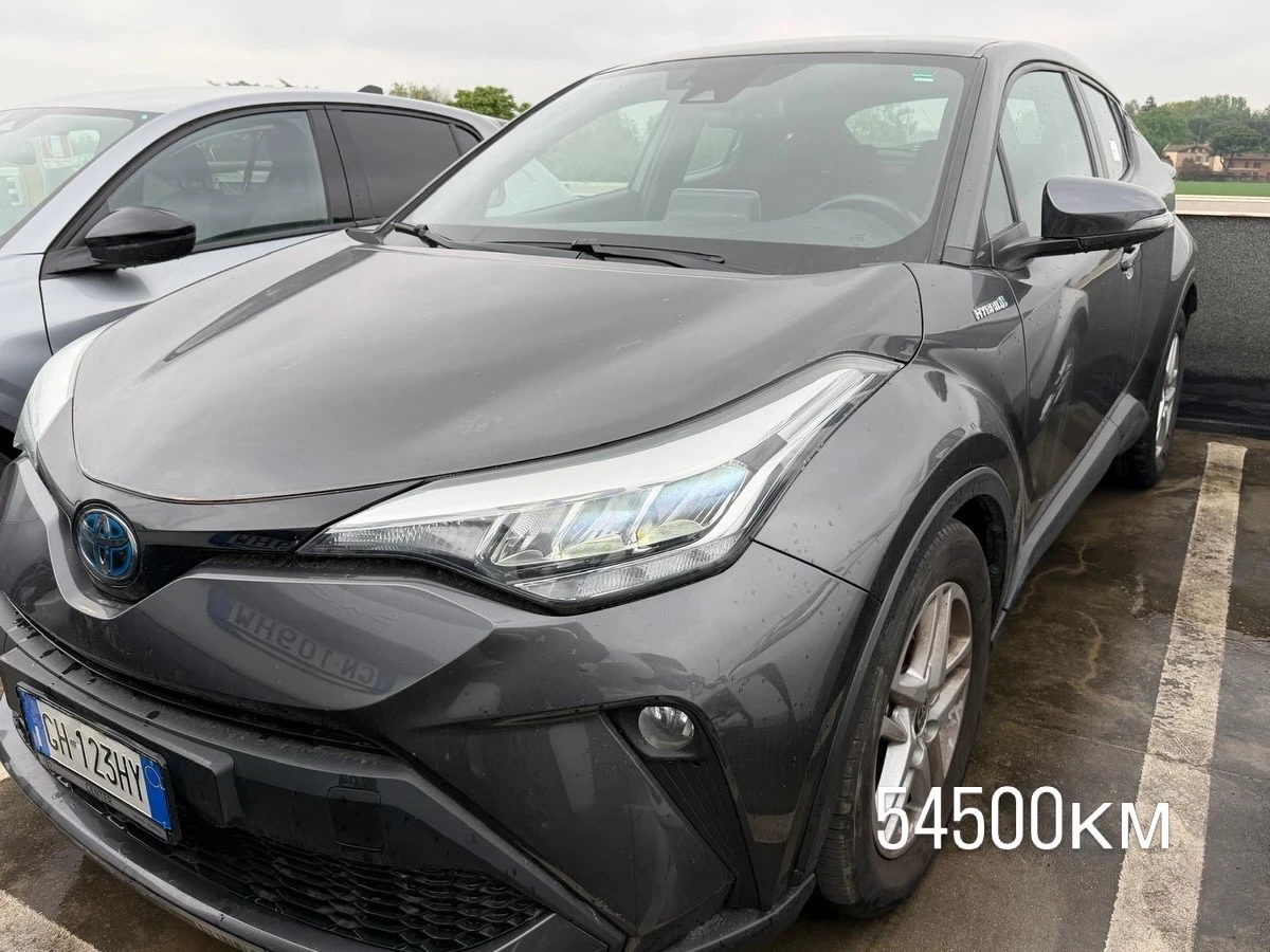 Toyota C-HR 54500км* 11.2021г* LED* NAVI* КАМЕРА* 1.8Hybrid 12