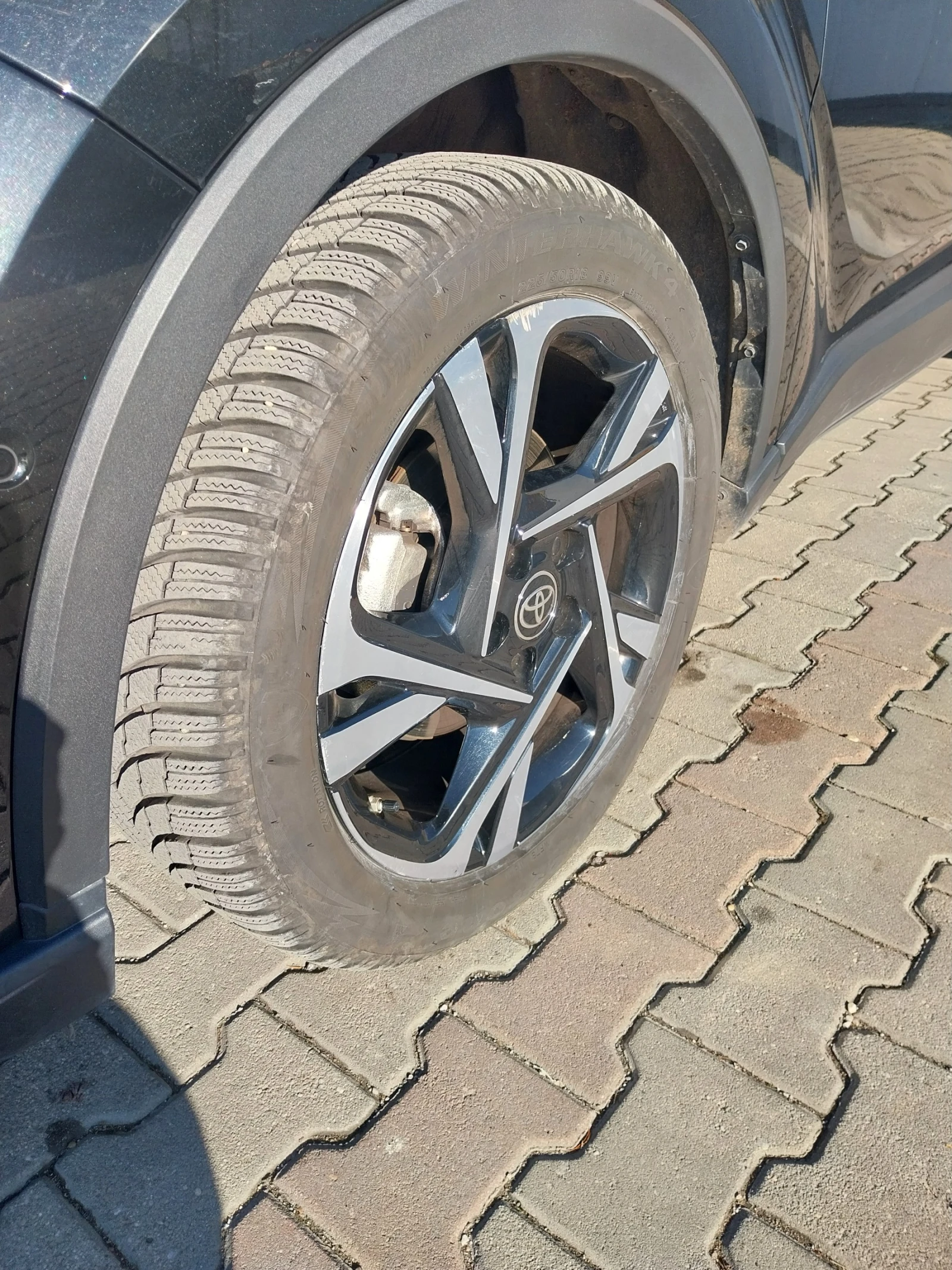 Toyota C-HR 2.0 HYBRID, снимка 17 - Автомобили и джипове - 54629463