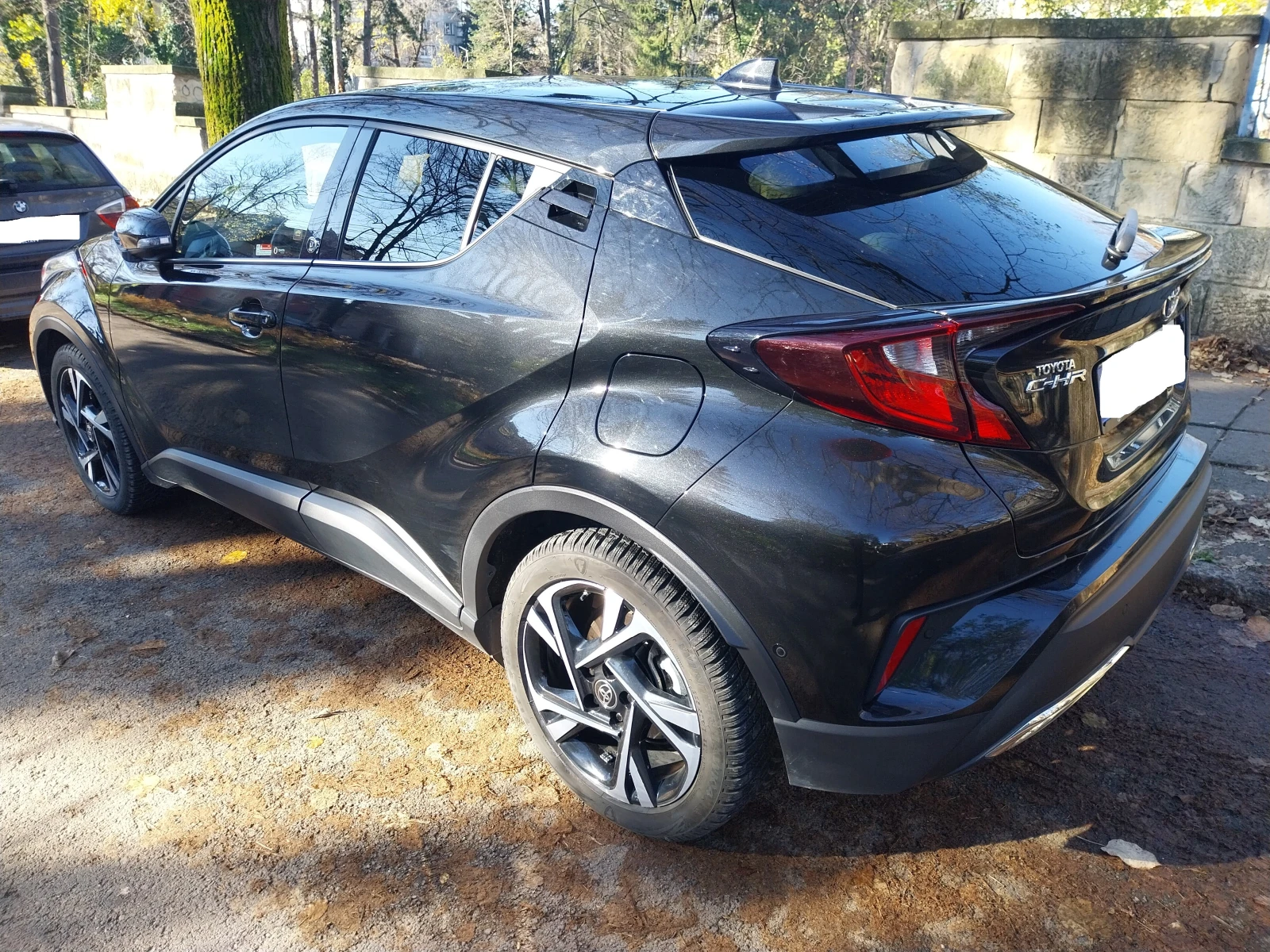 Toyota C-HR 2.0 HYBRID, снимка 4 - Автомобили и джипове - 54629463