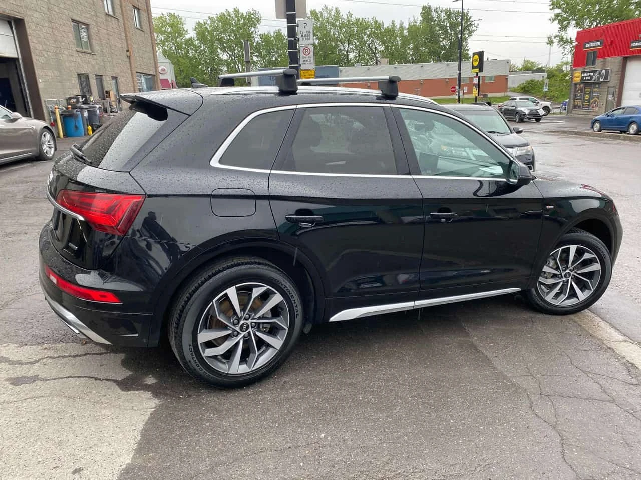 Audi Q5 * Progressiv * АВТОКРЕДИТ * ОТ ПРЕДСТАВИТЕЛСТВО, снимка 4 - Автомобили и джипове - 54716455