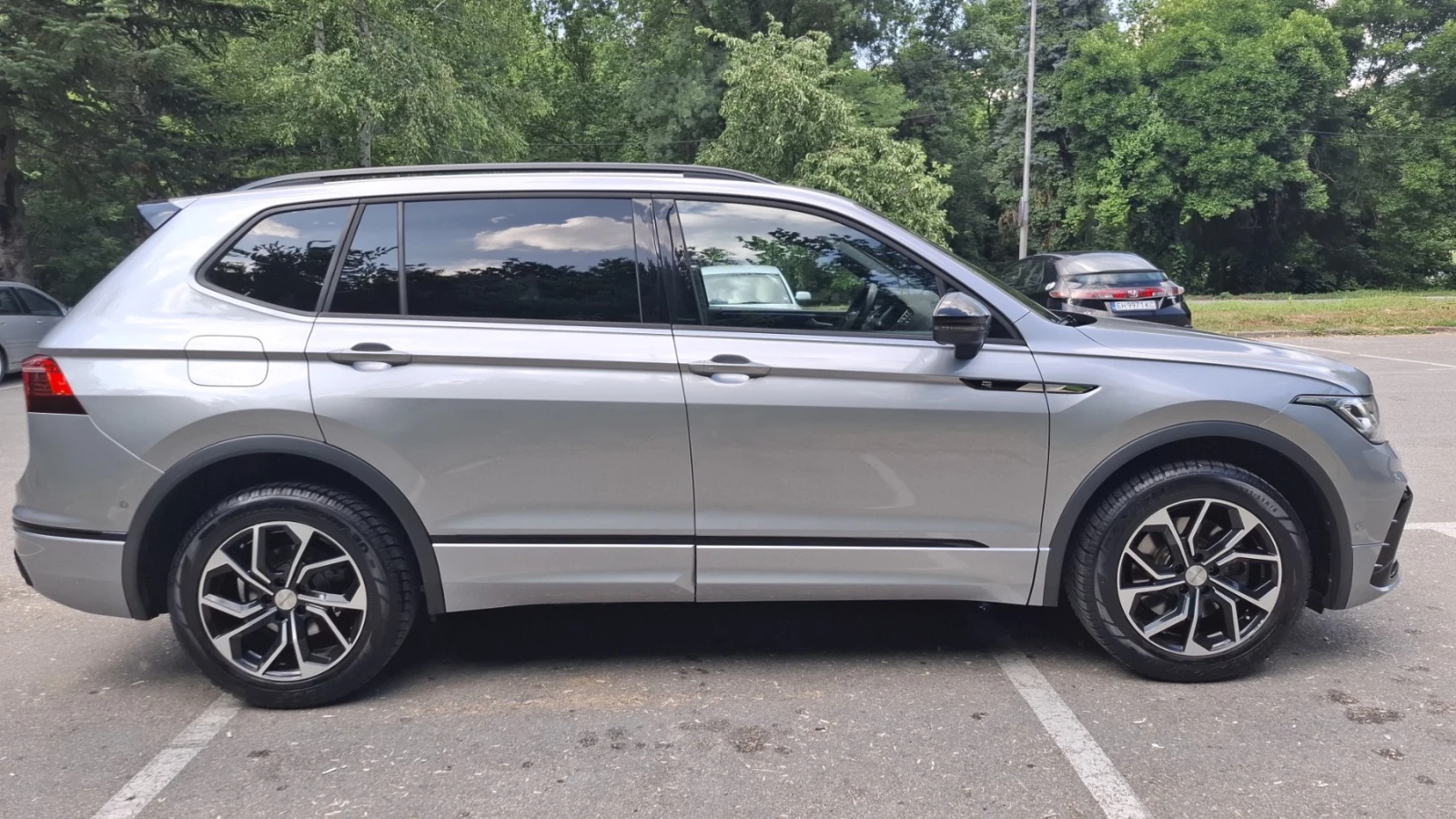 VW Tiguan Allspace, снимка 3 - Автомобили и джипове - 55137642