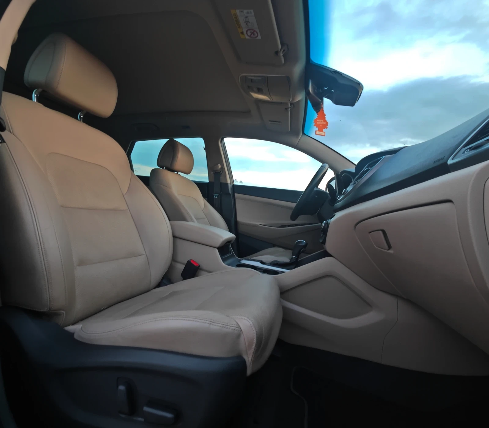 Hyundai Tucson 1.7crdi . NAVI.AVTOMAT., снимка 9 - Автомобили и джипове - 55425397