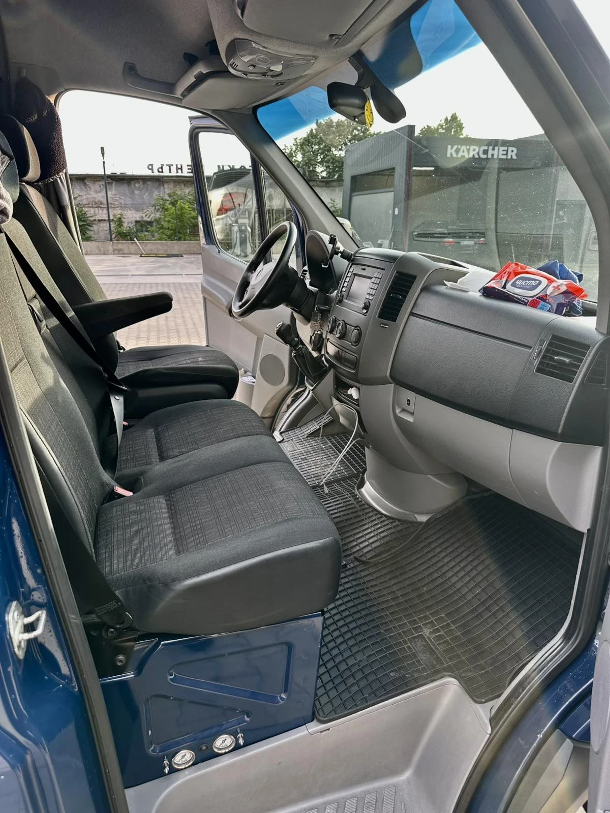 Mercedes-Benz Sprinter 2, 2 313 С ДВЕ СТРАНИЧНИ ВРАТИ , снимка 6 - Бусове и автобуси - 54896102