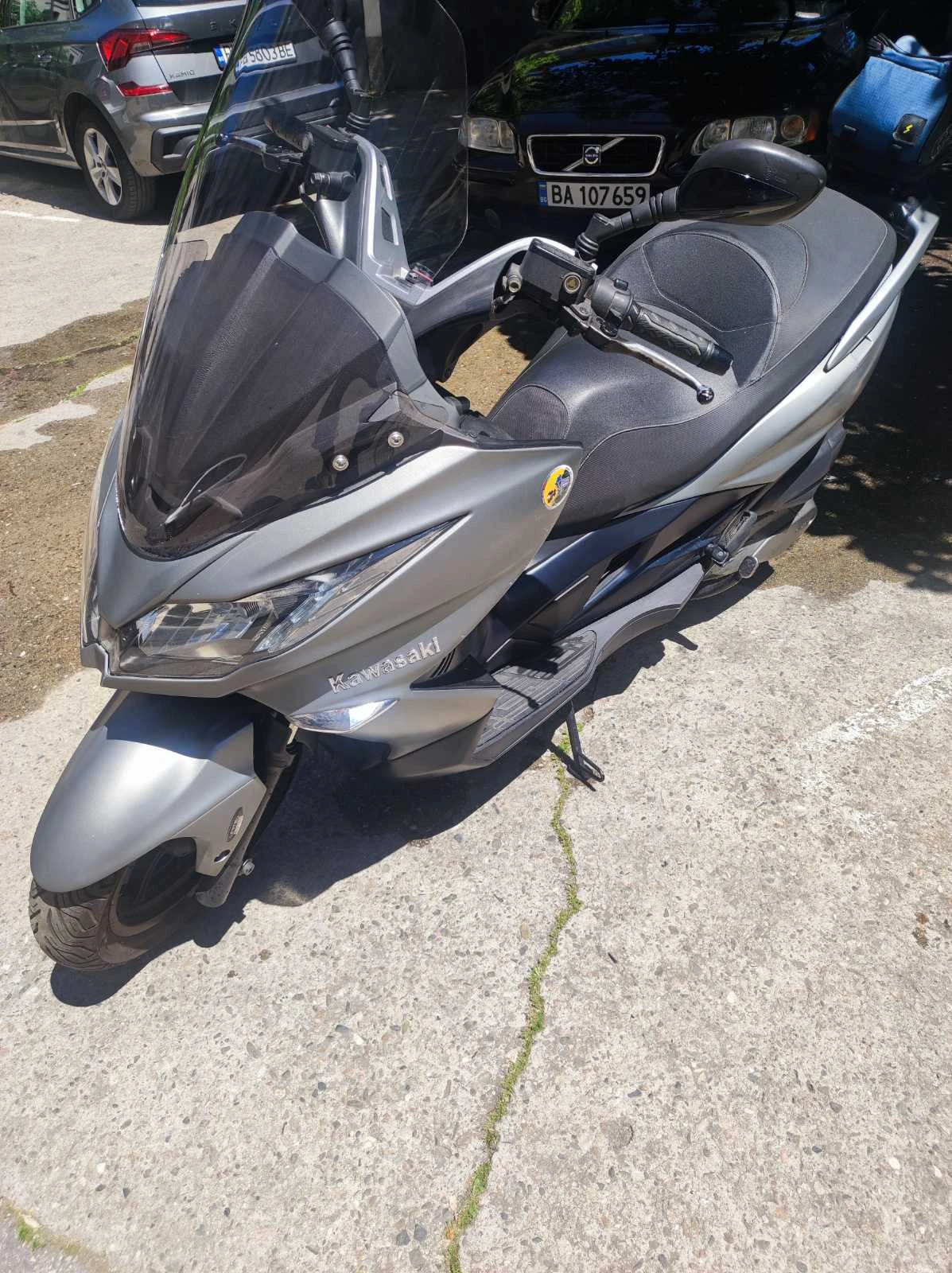 Kawasaki J300