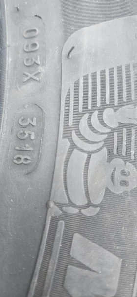 Гуми Зимни 215/55R17, снимка 6