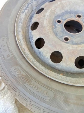 Гуми Зимни 175/65R14, снимка 6