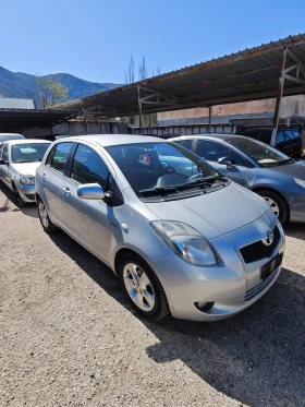 Toyota Yaris 1.4D4D АВТОМАТИК, снимка 11